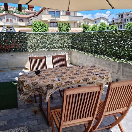 Kd Apartment, Accogliente, Moderno E Spazioso. Castel Di Sangro Extérieur photo